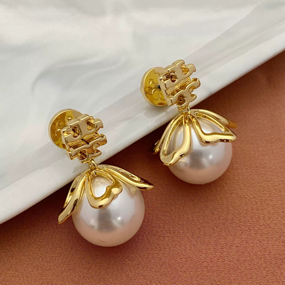 Tory Burch Pearl Flower Dangle Earrings